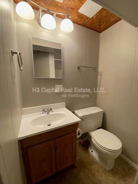 117 N Shamrock St #9 - Photo 6 of 7
