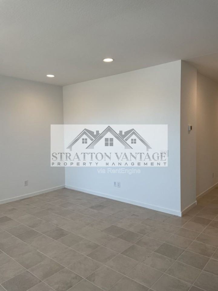 2942 E Kim Dr - Photo 6 of 21