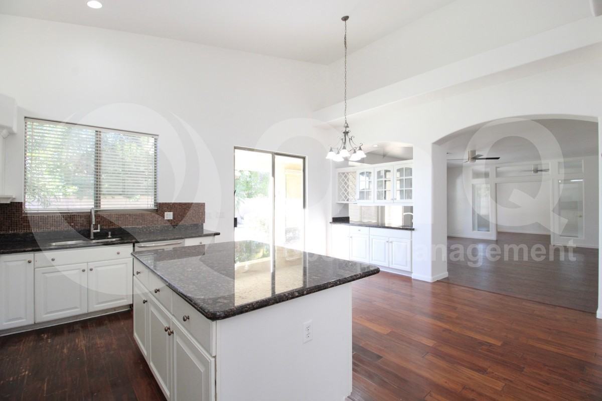 21104 N 69th Dr - Photo 6 of 41