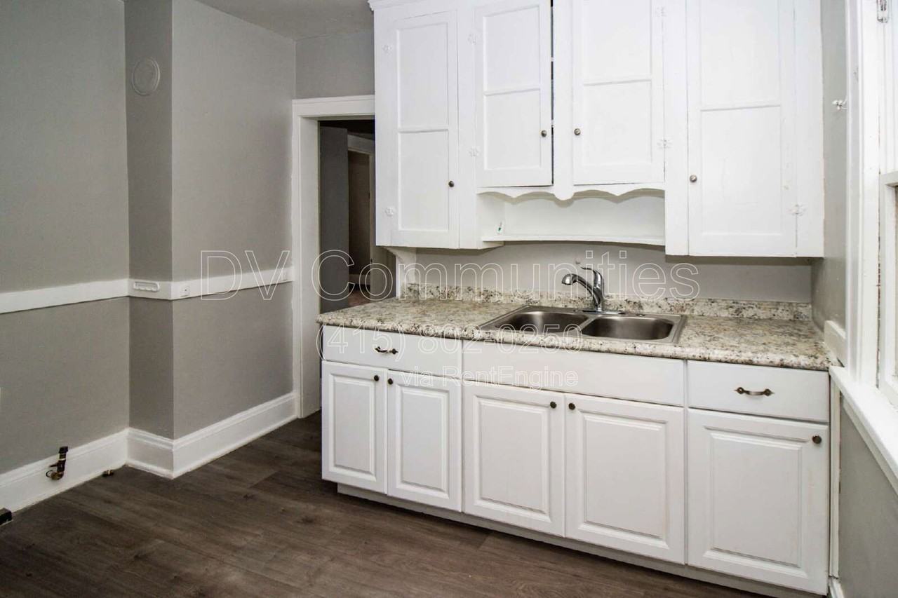 14112 Edgewood Ave - Photo 5 of 16