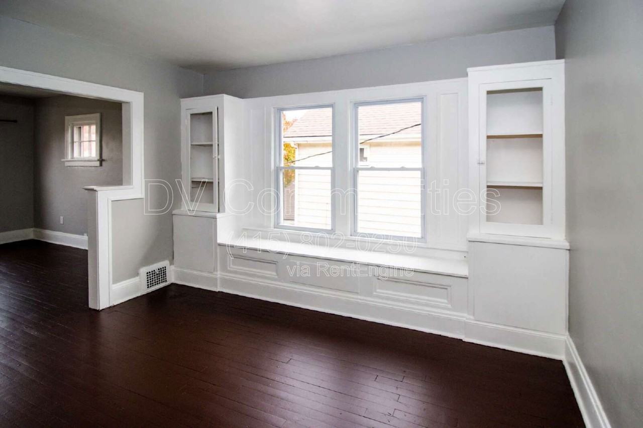 14112 Edgewood Ave - Photo 7 of 16