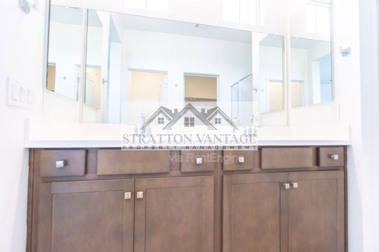 1051 W Diamondback Dr - Photo 5 of 34