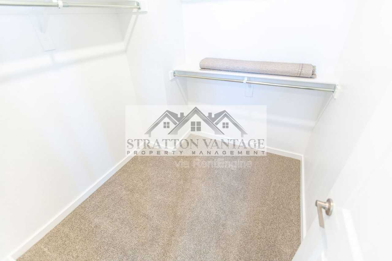 1051 W Diamondback Dr - Photo 7 of 34