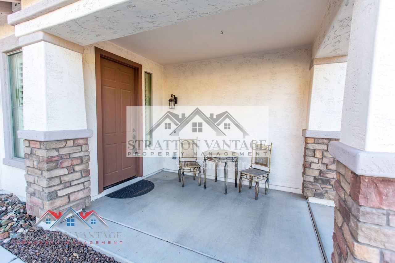 12687 W Lowden Rd - Photo 5 of 48