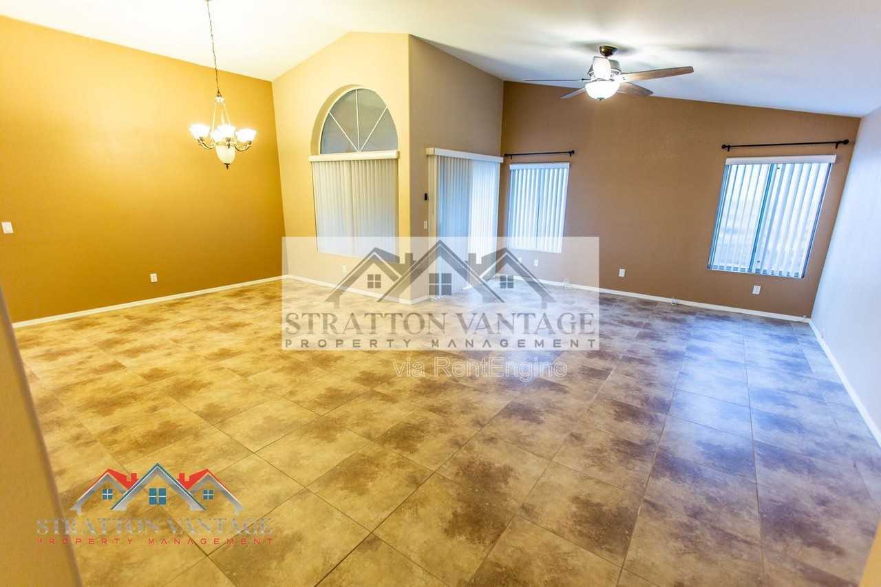 4831 W Kristal Way - Photo 5 of 38