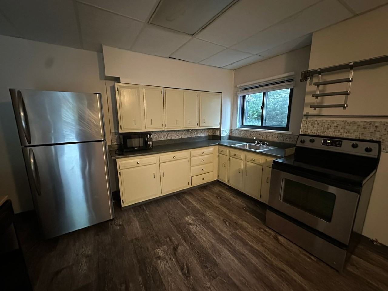 700 Ivy St #5 - Photo 4 of 12