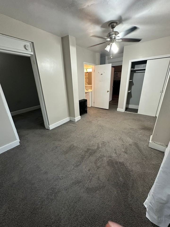 700 Ivy St #5 - Photo 7 of 12