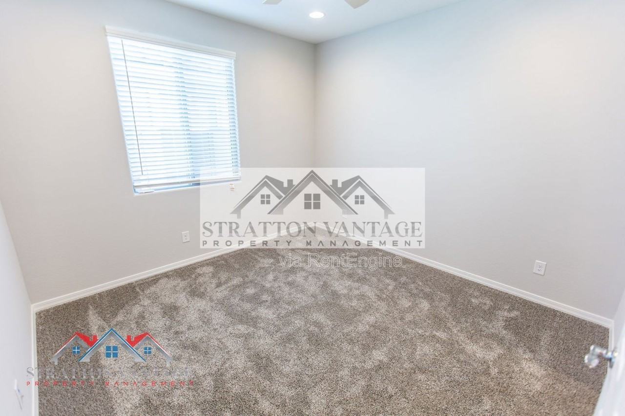 17625 W Pasadena Ave - Photo 6 of 50