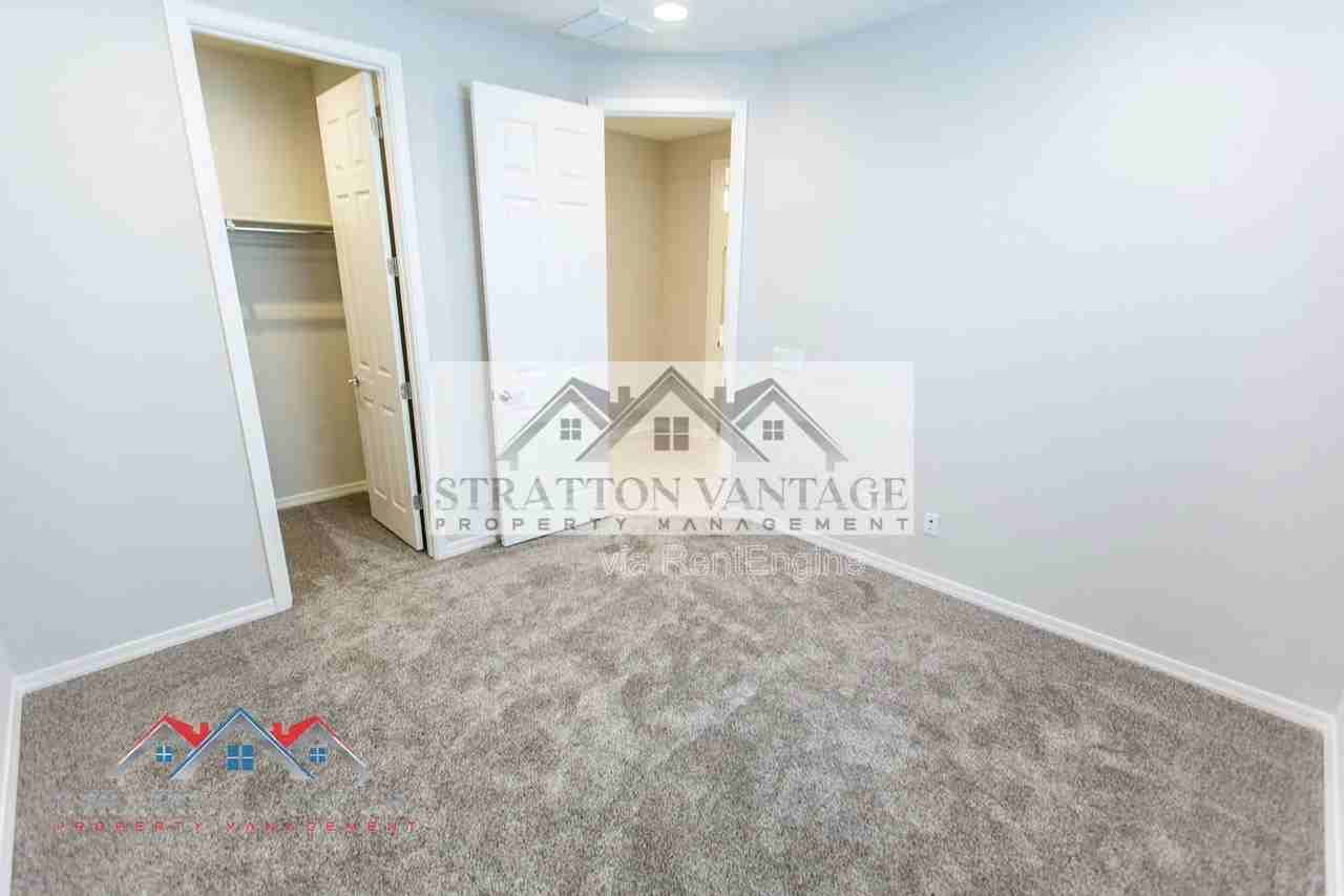 17625 W Pasadena Ave - Photo 7 of 50