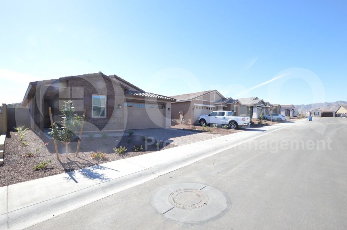 19907 W Roma Ave - Photo 2 of 22