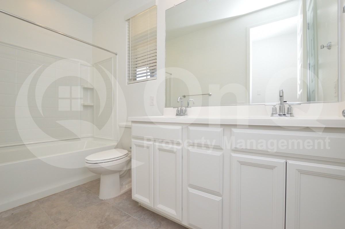 19907 W Roma Ave - Photo 3 of 22