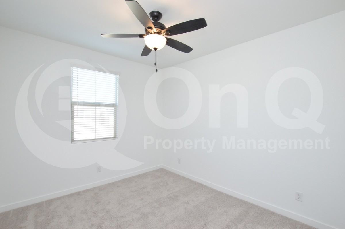 19907 W Roma Ave - Photo 6 of 22