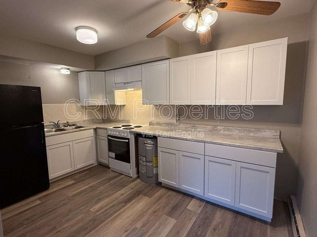 9207 E 12th St - Photo 6 of 24