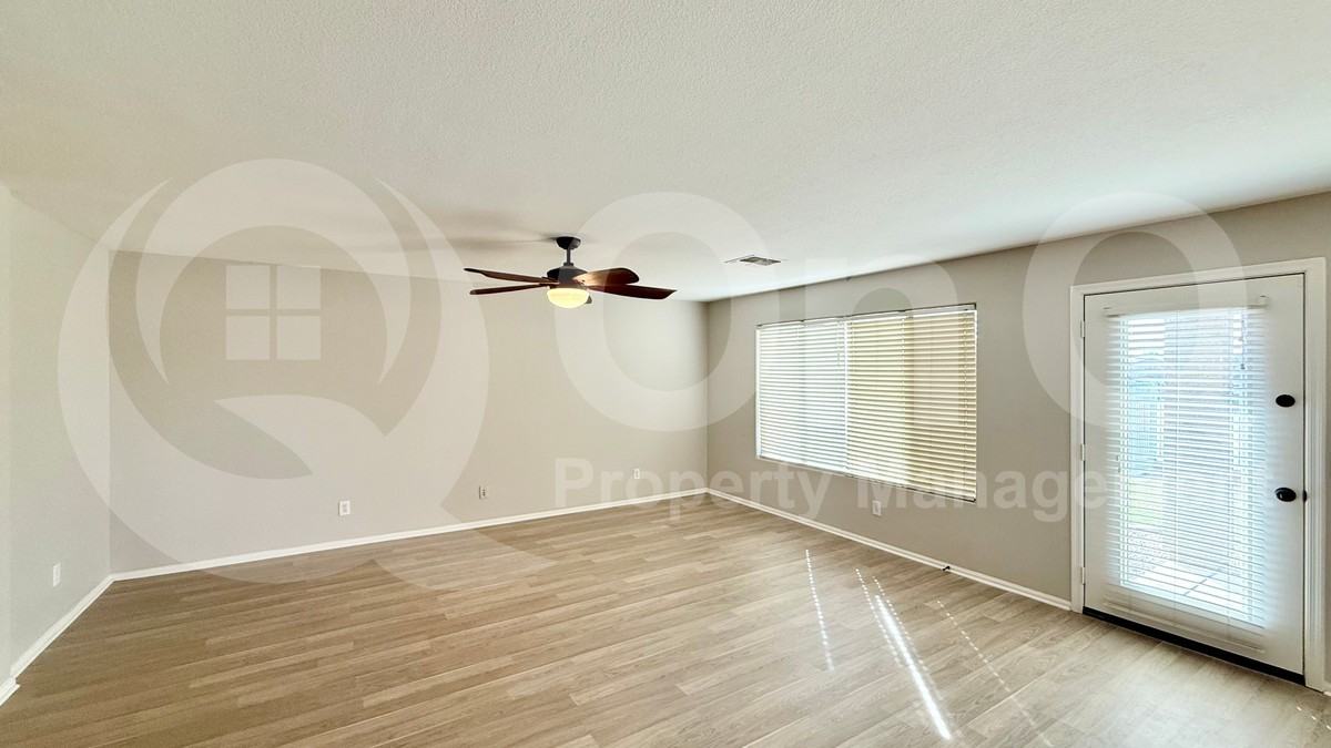 10975 W Sheridan St - Photo 7 of 27