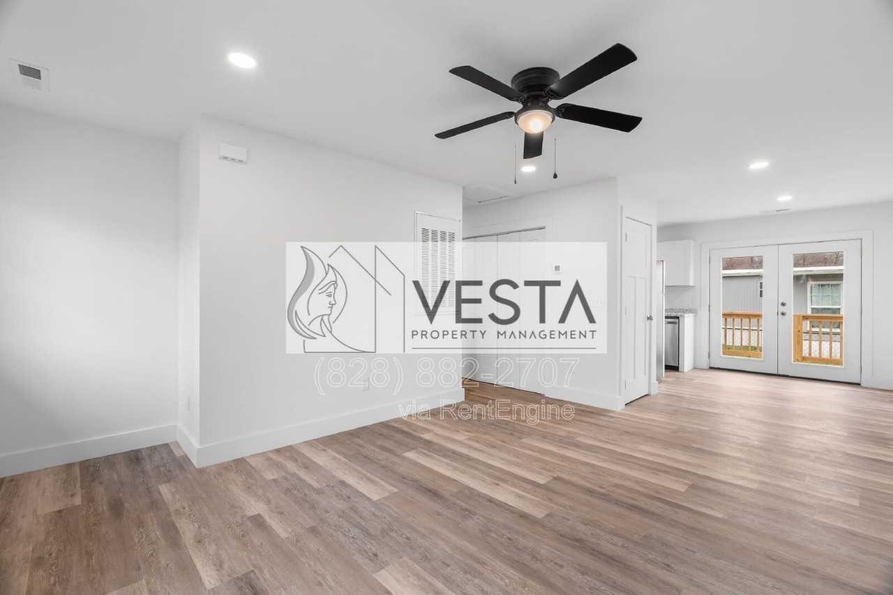 61 Scates St - Photo 6 of 49