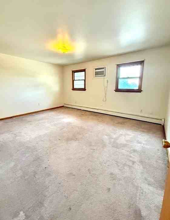 239 N Plum St #3 - Photo 6 of 11