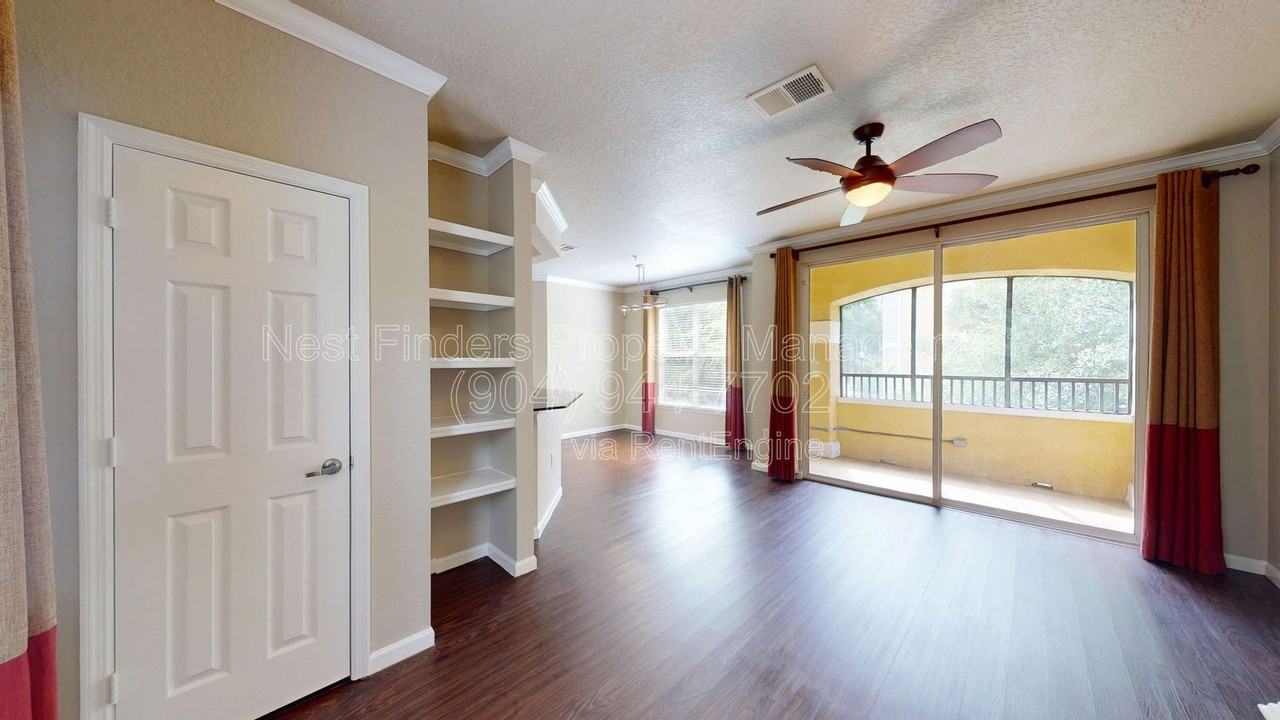 8539 Gate Pkwy W #1322 - Photo 5 of 20