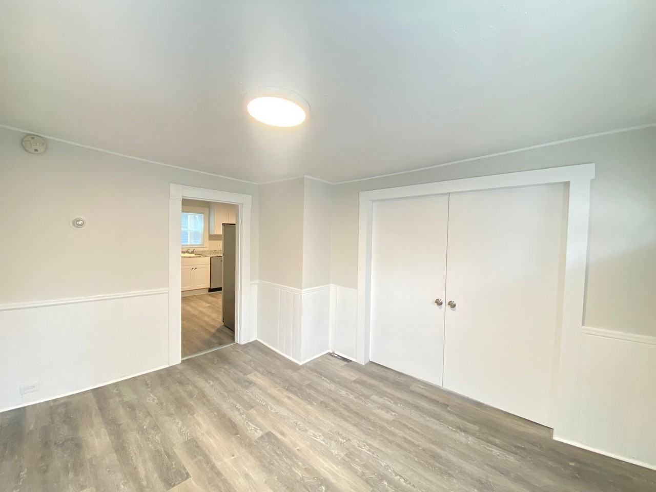 8 Parkinson Ct - Photo 6 of 38