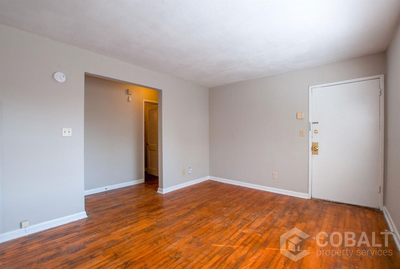 954 Saint Charles Ave Ne #6 - Photo 4 of 15