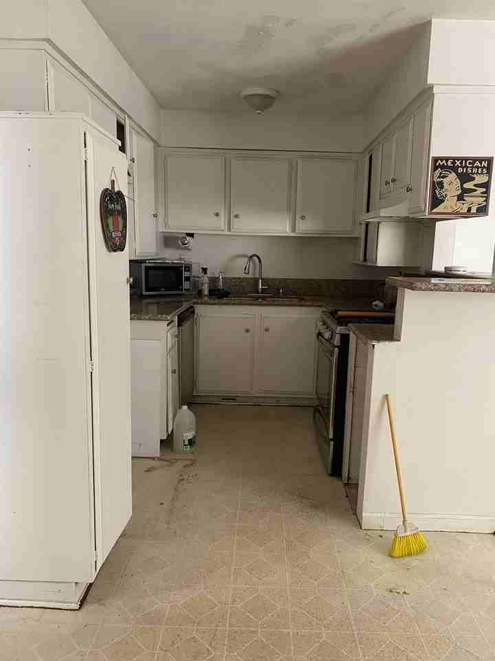 12562 Brookshire Ave #1 - Photo 3 of 10