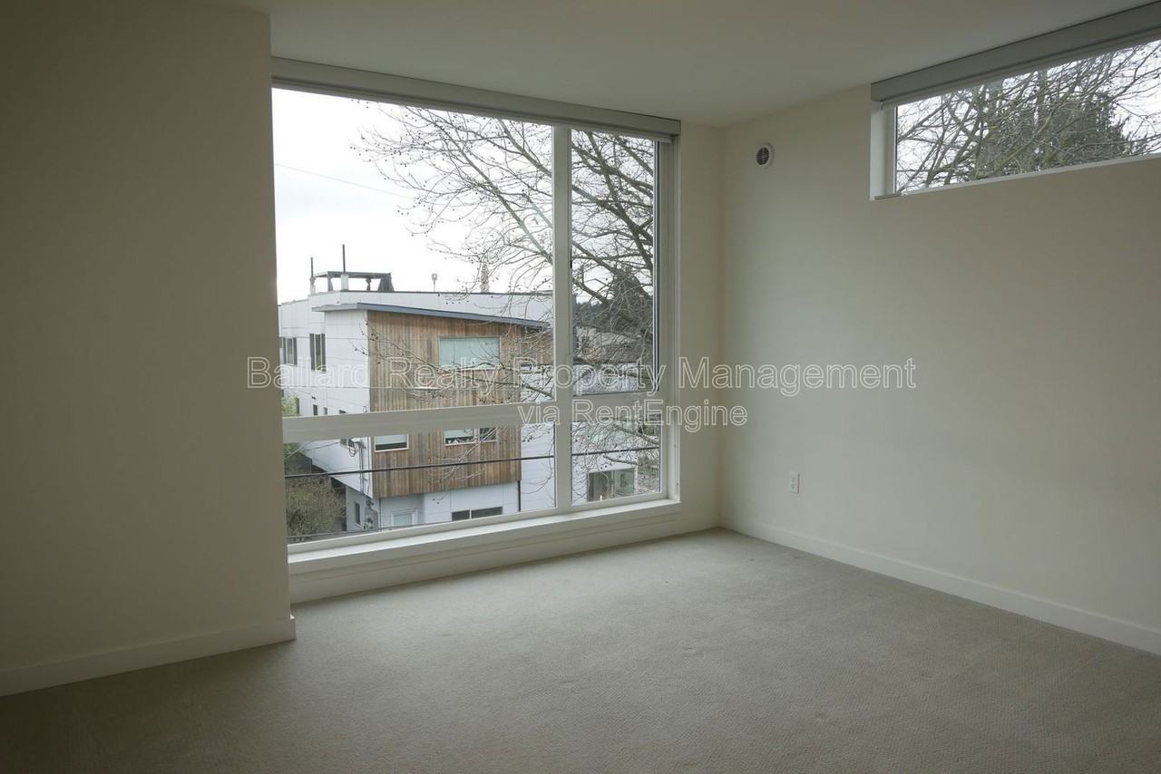 2444 Nw 64th St #C - Photo 7 of 21