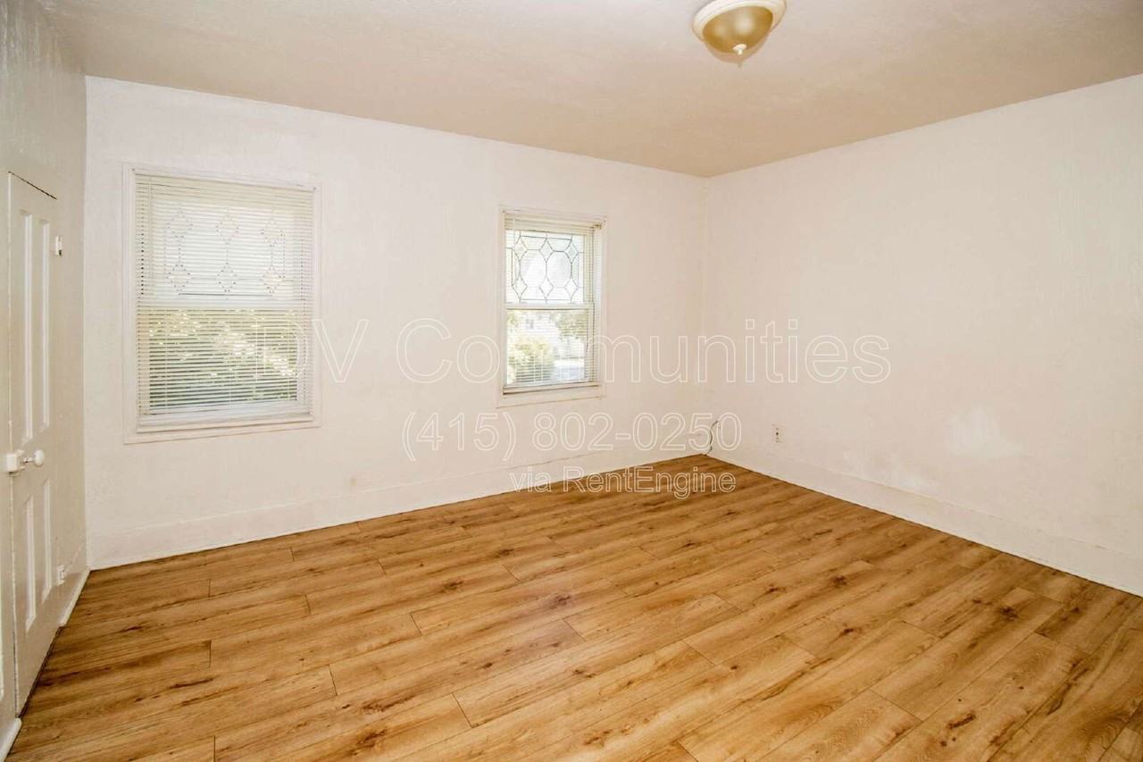 636 Allyn St #2 - Photo 2 of 10