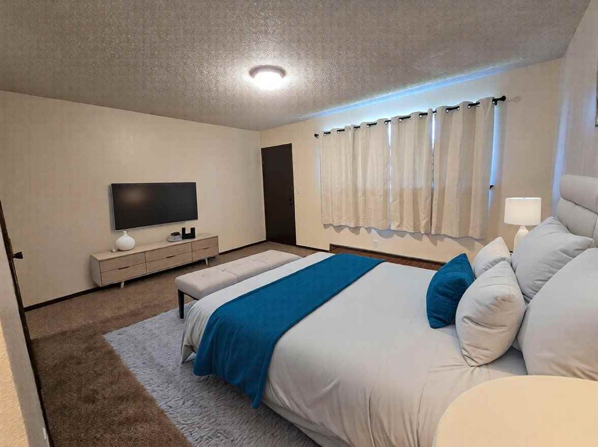 1364 Se Court Ave - Photo 4 of 18