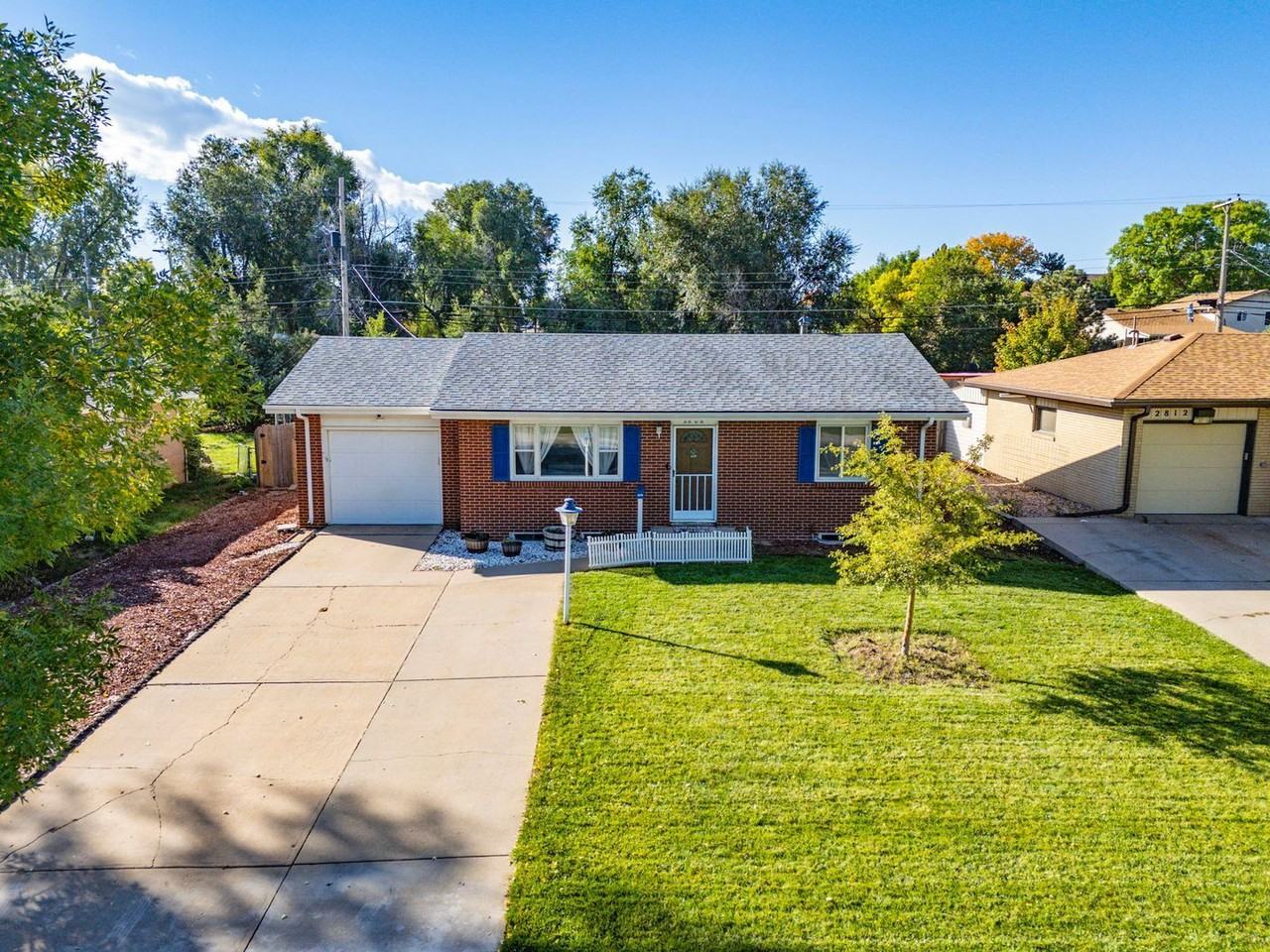 2808 W 6th St - Photo 5 of 27