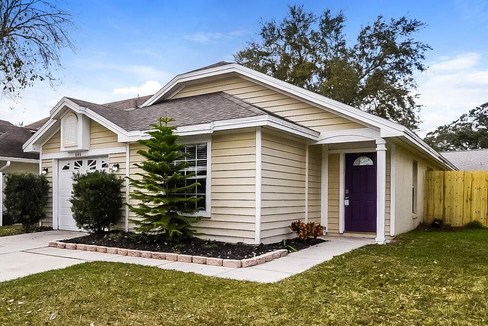 646 Upperriver Ct - Photo 3 of 16