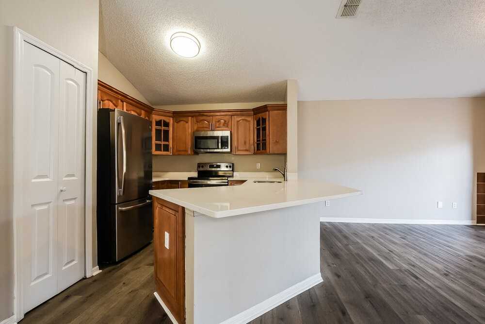 646 Upperriver Ct - Photo 7 of 16