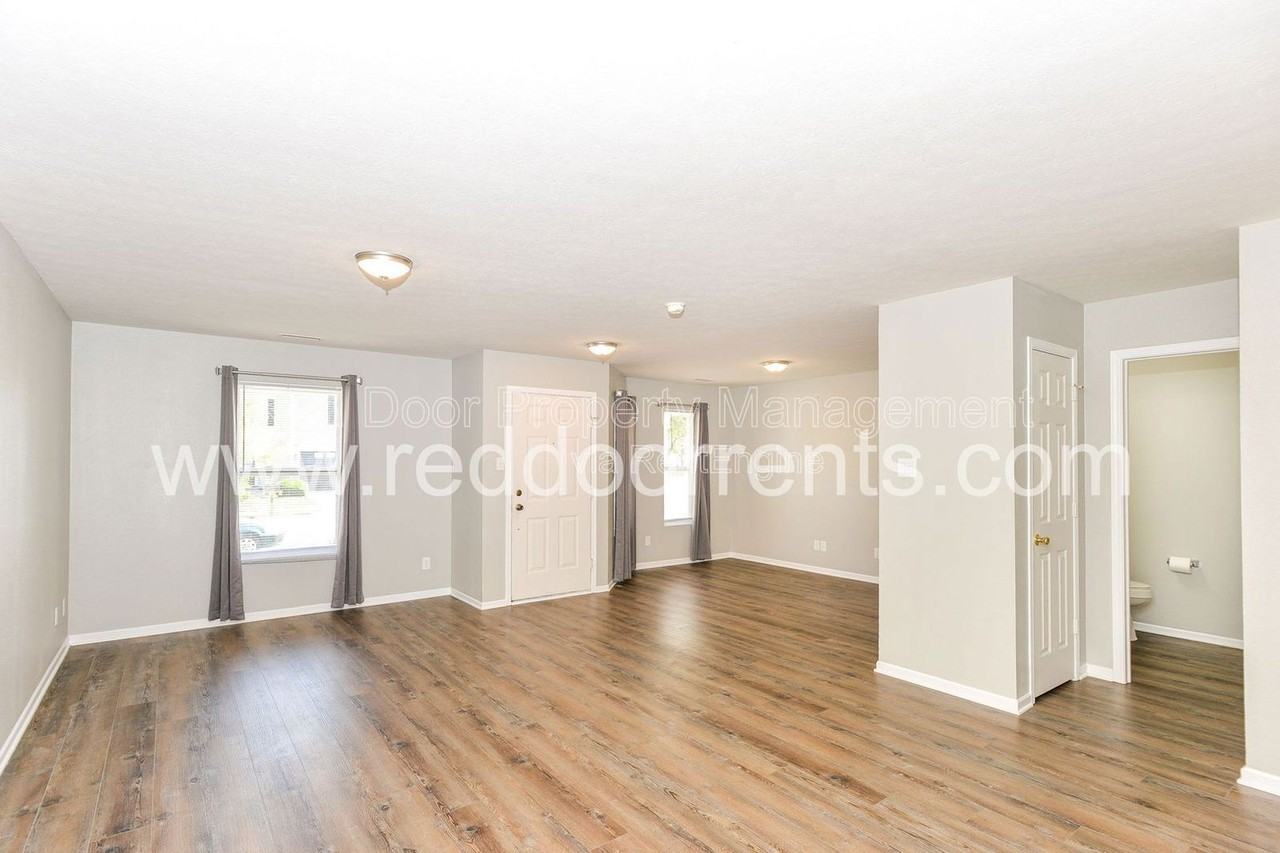 15445 Border Dr - Photo 7 of 33