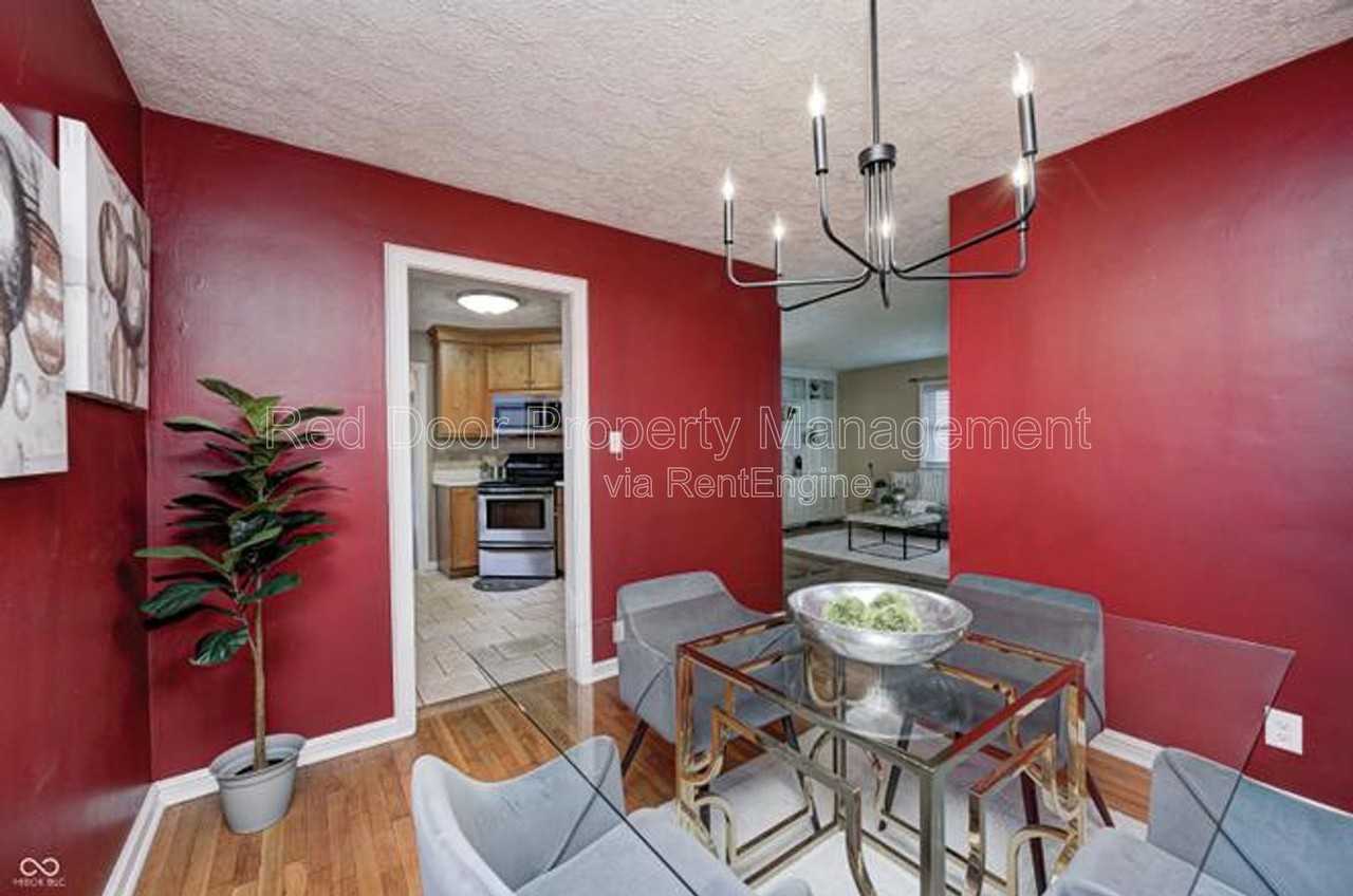 6115 Indianola Ave - Photo 5 of 31