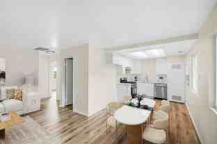 1005 E Avenue R #11 - Photo 1 of 1