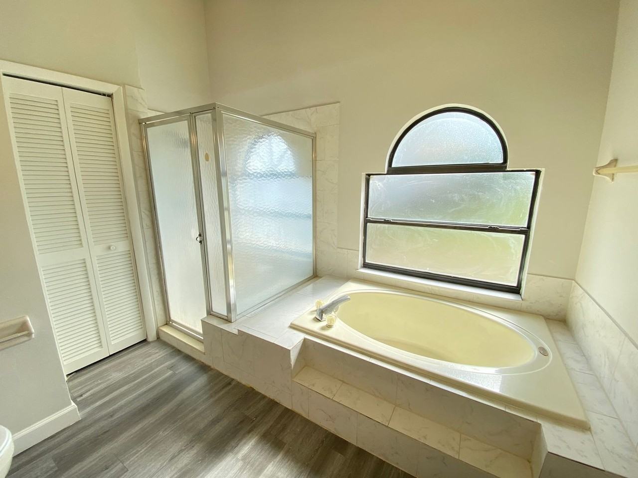 12948 Broakfield Cir - Photo 3 of 27