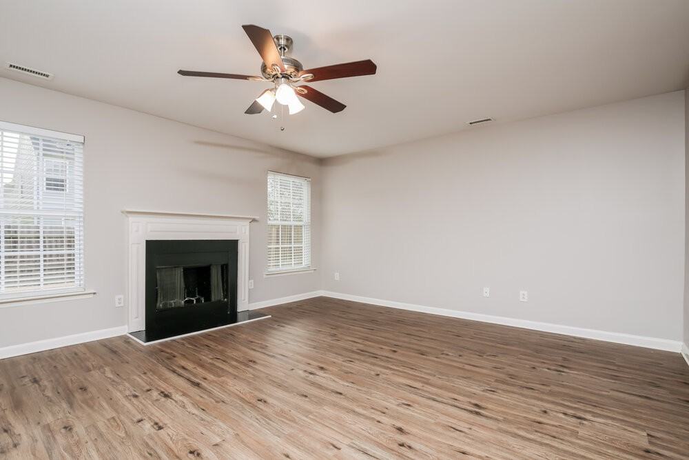 1613 Brown Owl Dr - Photo 4 of 17