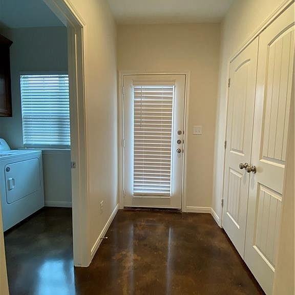 1406 Lemon Tree Ln #1 - Photo 3 of 12