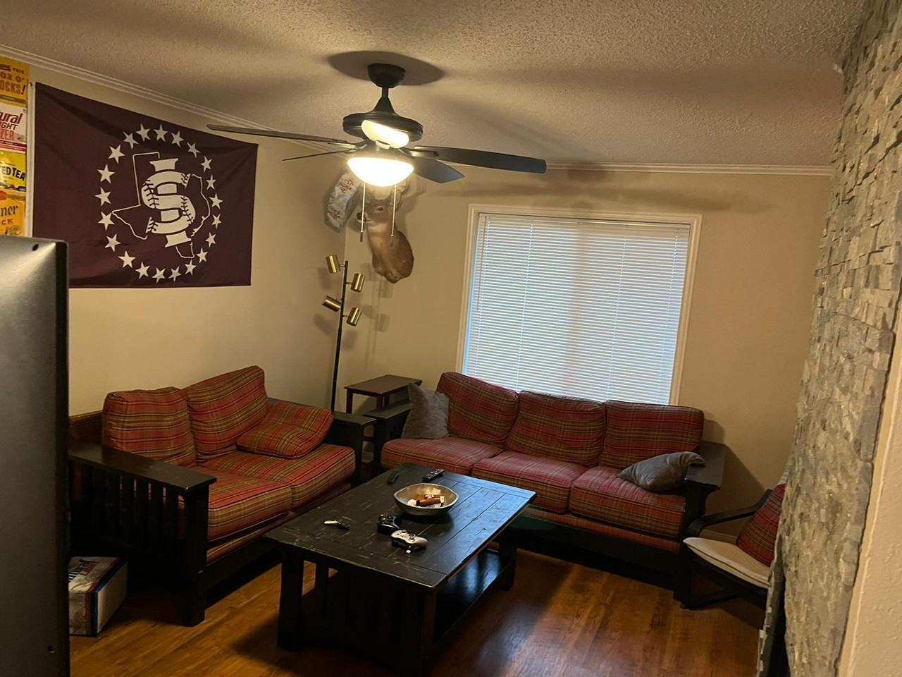 1406 Lemon Tree Ln #1 - Photo 5 of 12