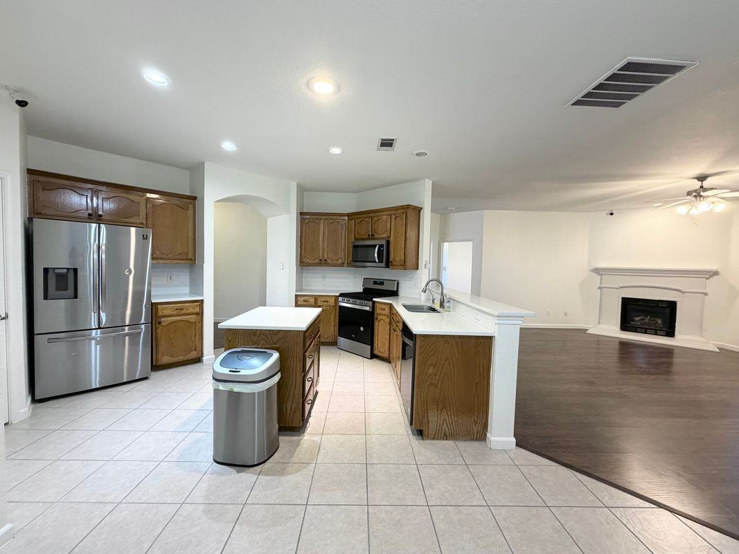 3917 Old Richwood Ln - Photo 2 of 18