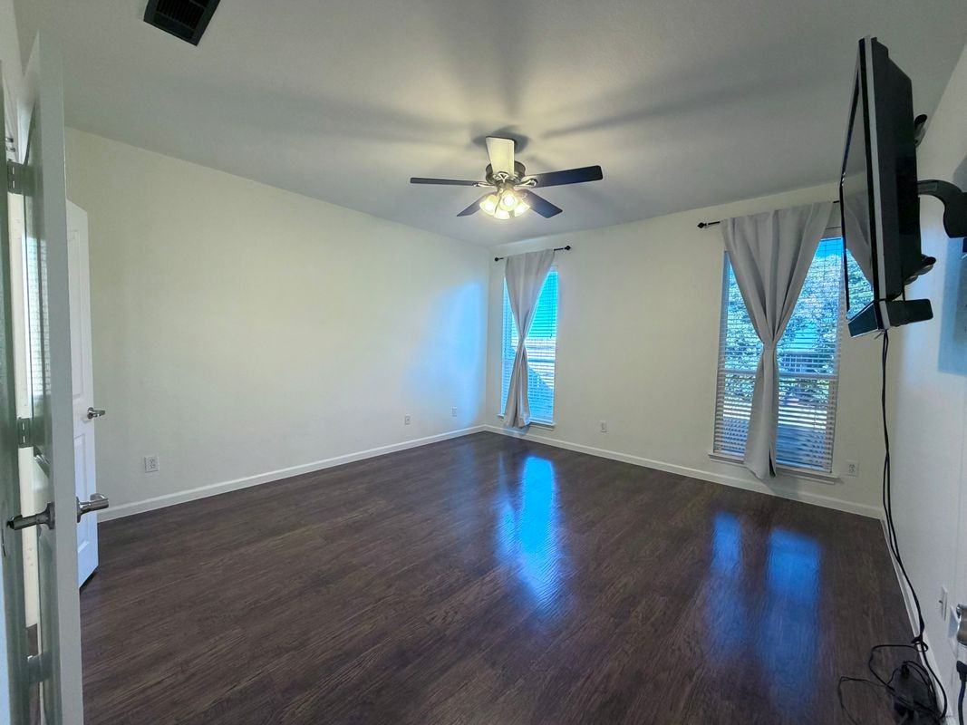 3917 Old Richwood Ln - Photo 5 of 18