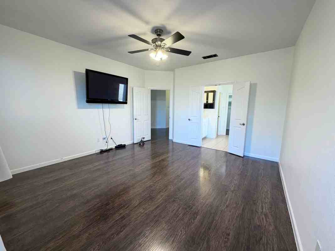 3917 Old Richwood Ln - Photo 6 of 18