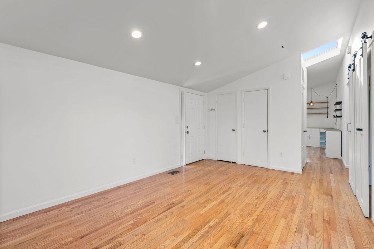 9317 Farewell Rd - Photo 6 of 16