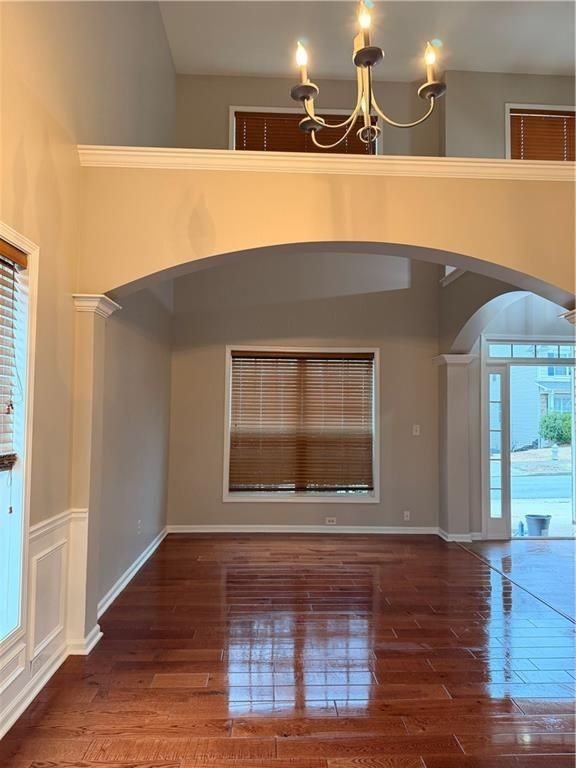 2581 Southhaven Ln - Photo 2 of 50