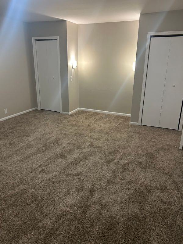 20135 Eureka Rd - Photo 4 of 15