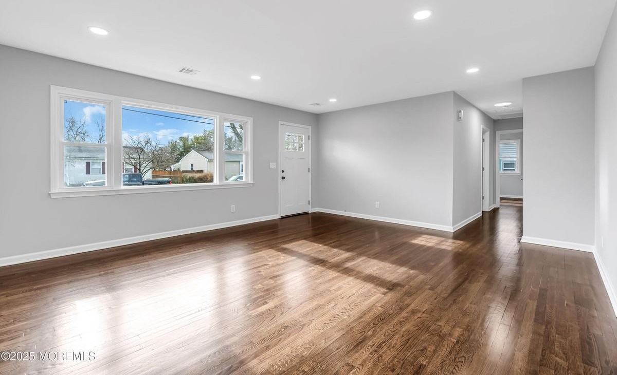1230 Dove St - Photo 2 of 3