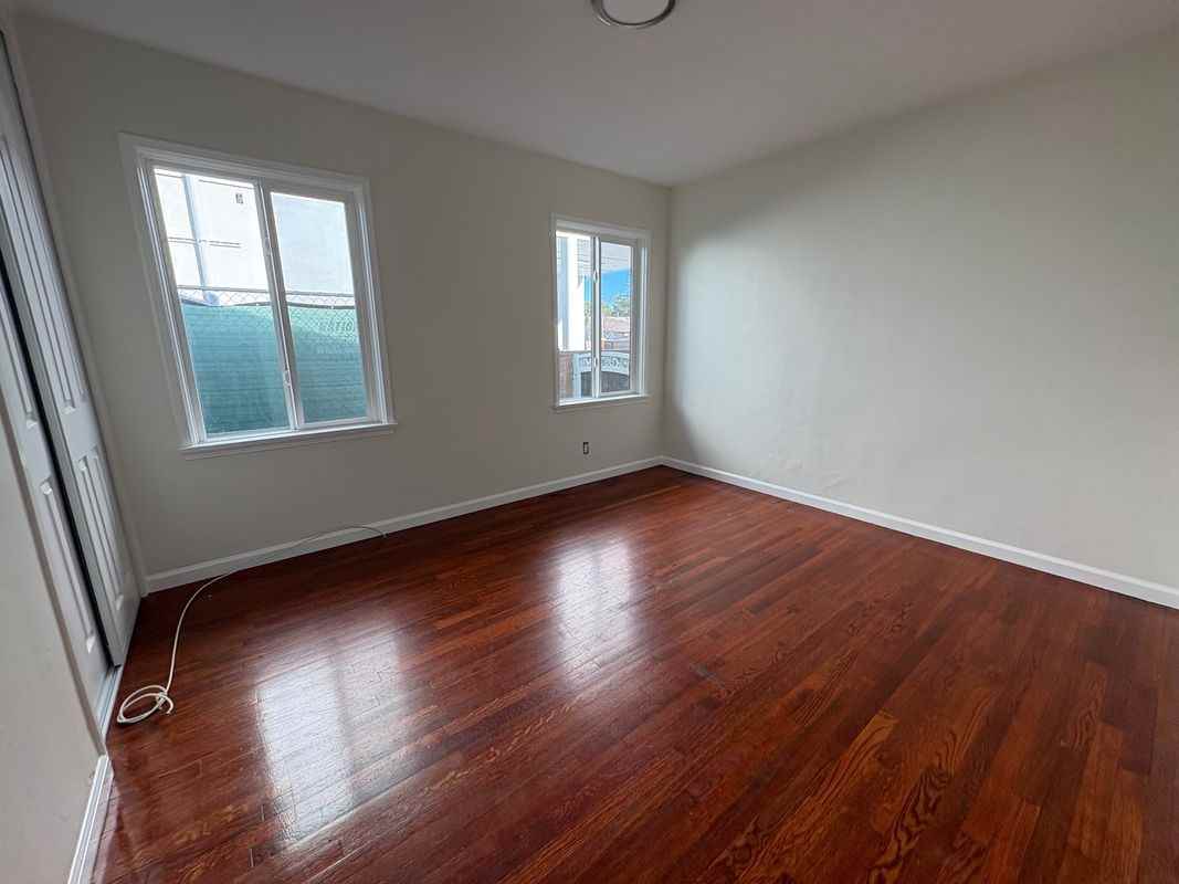 4804 Rose Ave - Photo 4 of 24