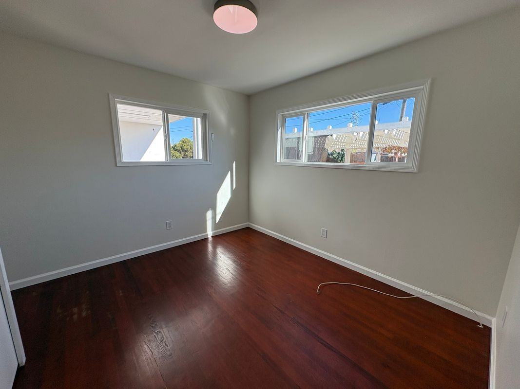 4804 Rose Ave - Photo 5 of 24