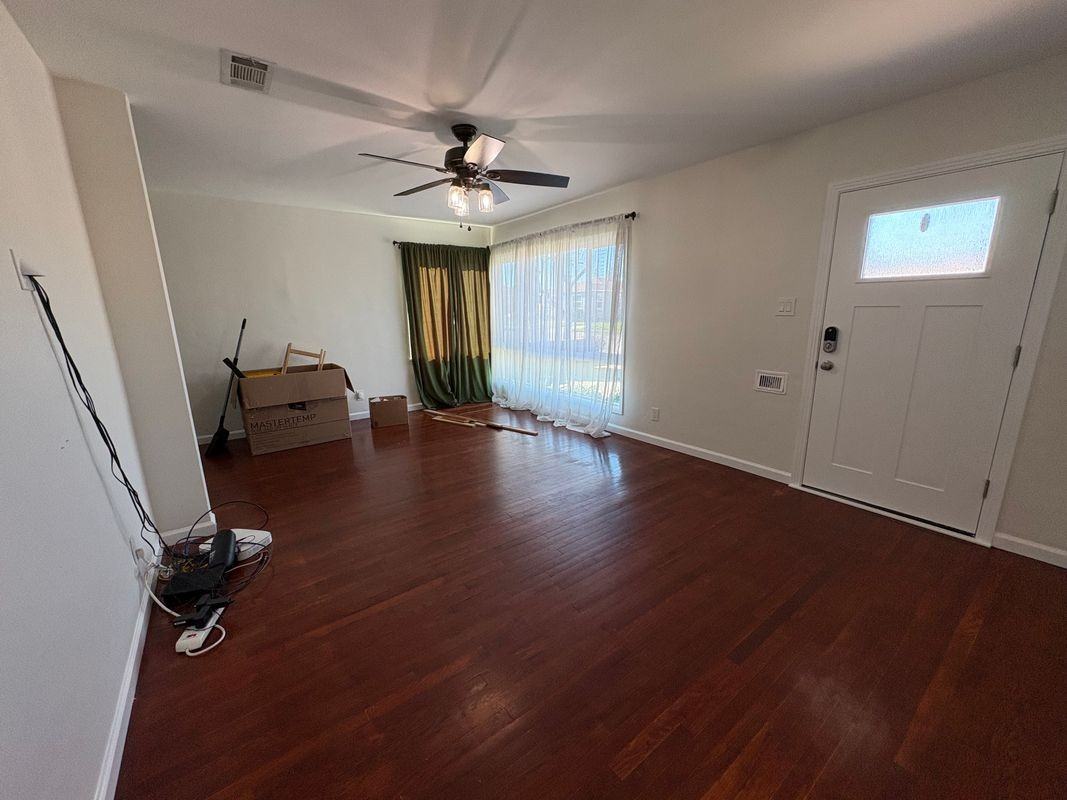 4804 Rose Ave - Photo 6 of 24