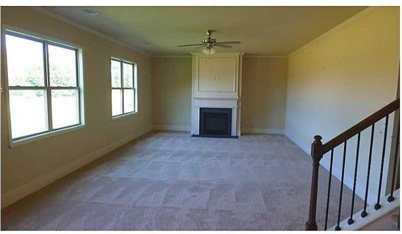 6010 Pine Bluff Dr - Photo 4 of 17