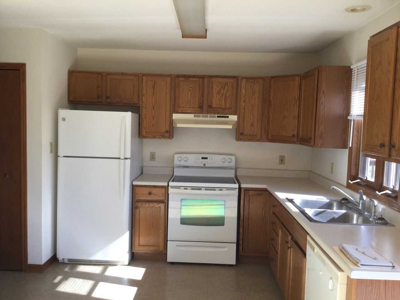 120 North West Street #120NWESTST - Photo 3 of 5