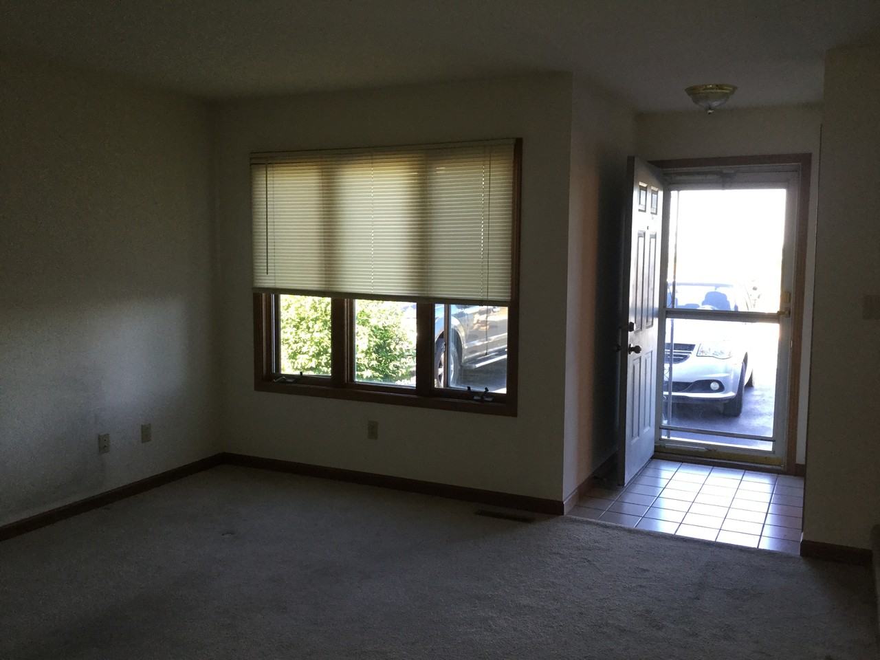 120 North West Street #120NWESTST - Photo 4 of 5